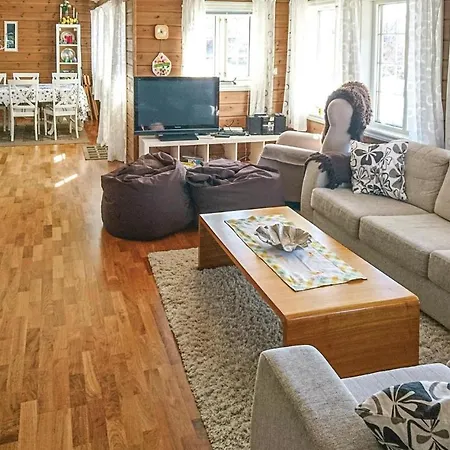 Holiday home 5 Bedroom Stunning In