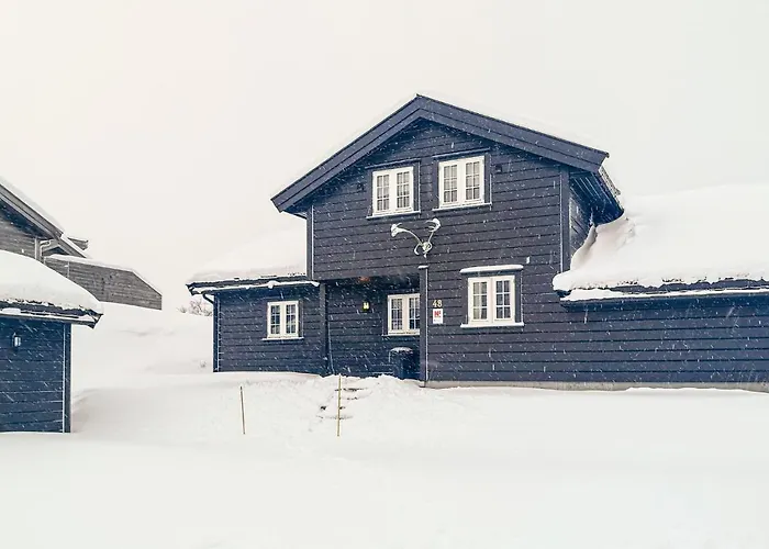 Дом отдыха 5 Bedroom Stunning In *
