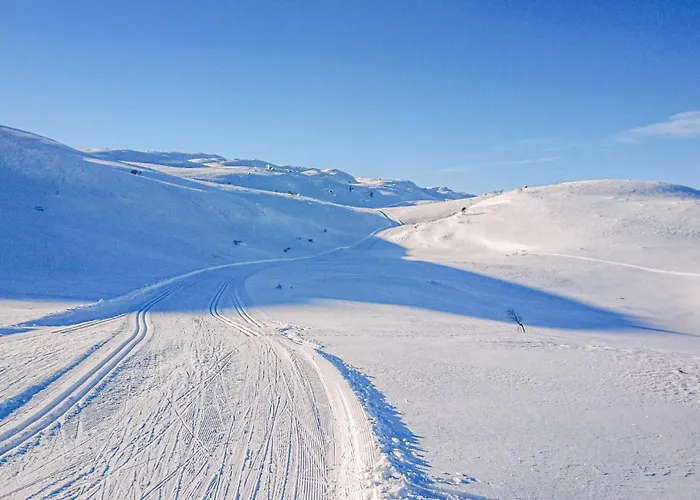 5 Bedroom Stunning In بيت للعطل